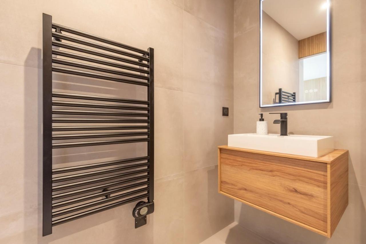 Le Boho . Centre-Ville Macon . Proche Gare . Design . Neuf . Wifi . Climatisation . Confort Exterior foto